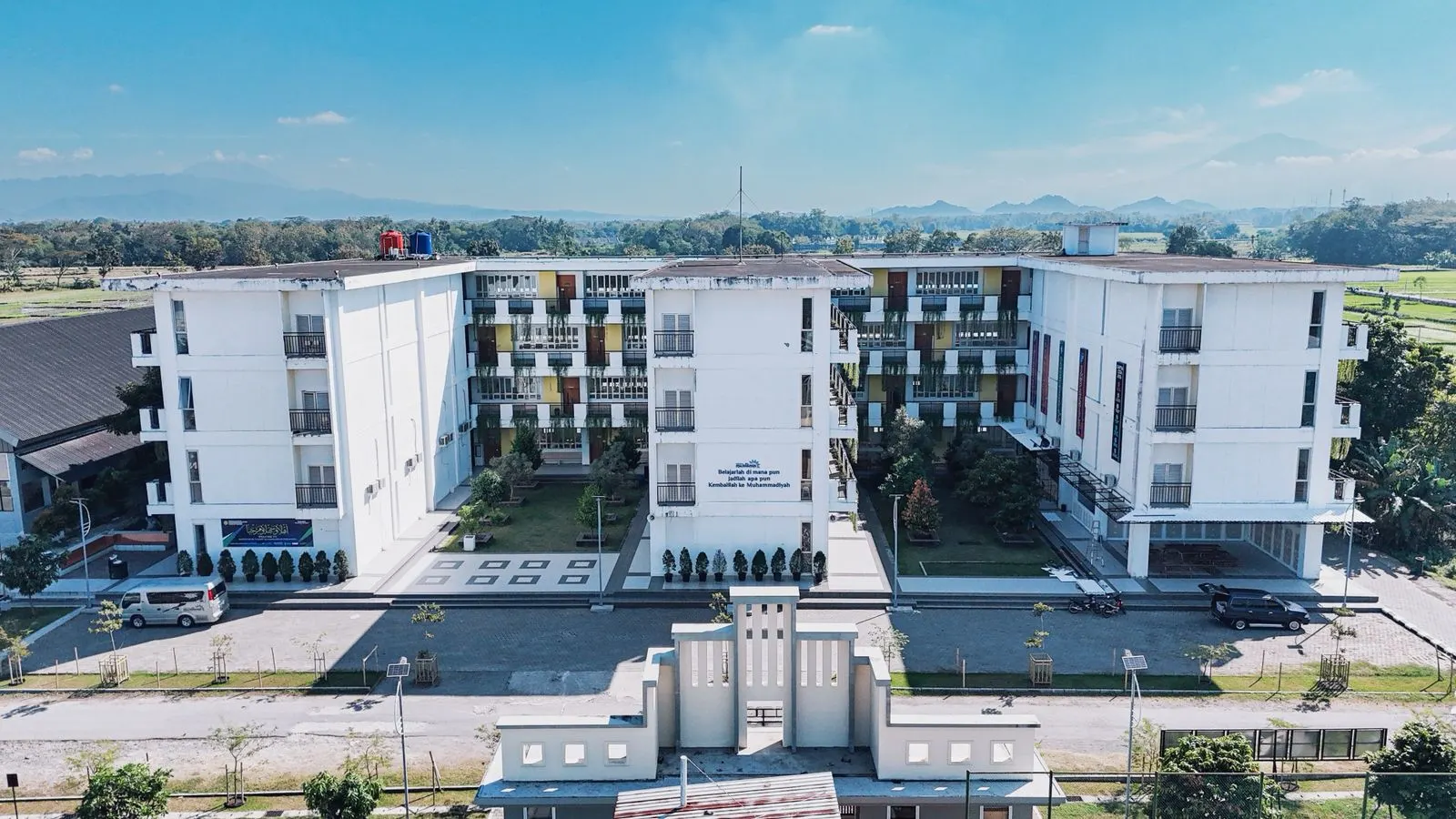 Kampus Pondok Pesantren Mu'allimin Yogyakarta